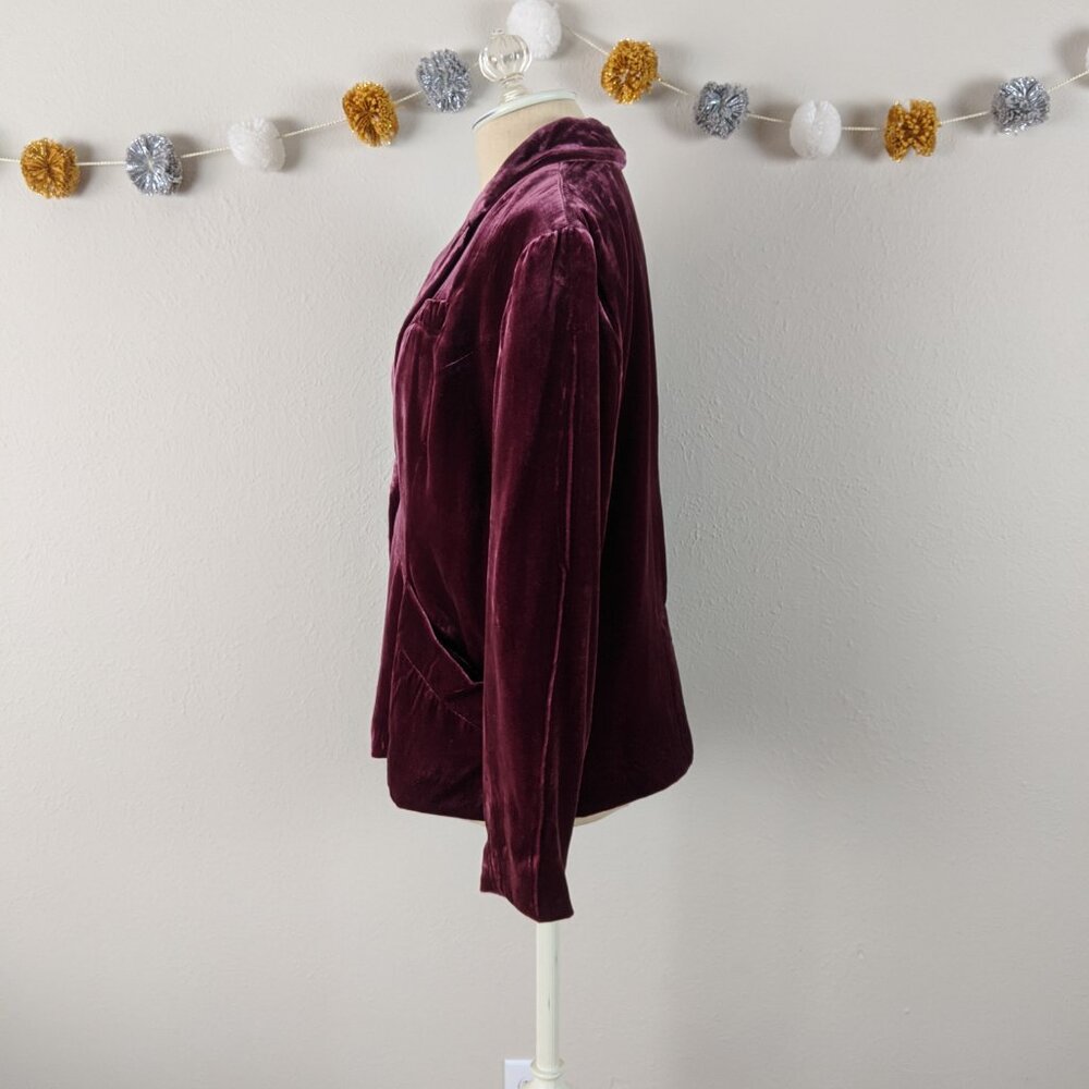 Sundance Raspberry Velvet Blazer - Size 8P - Picture 4 of 16